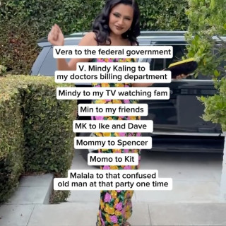 Mindy Kaling инстаграм фото